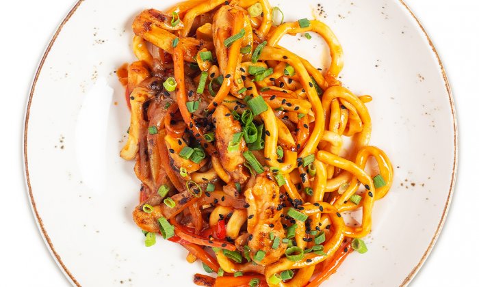 Удон с курицей