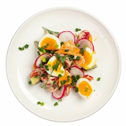 Салат из сезонных овощей