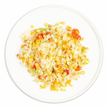 Белый тяхан с яйцом и овощами